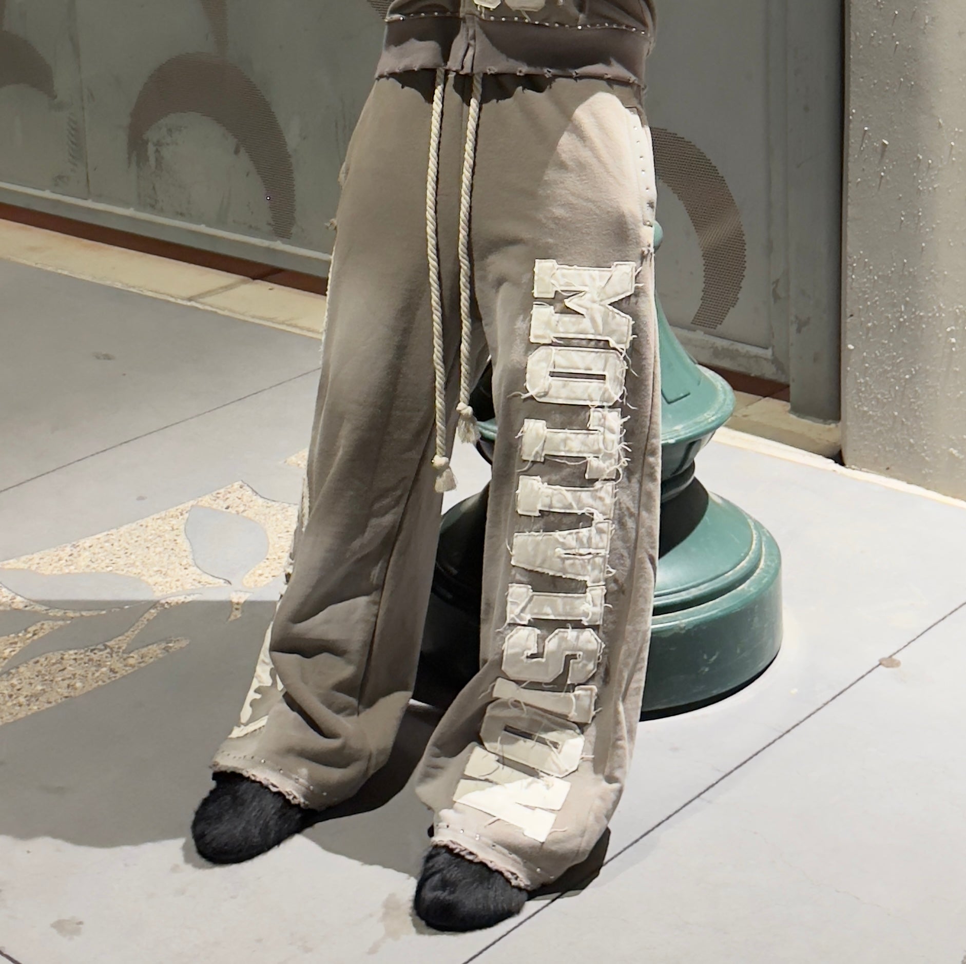 GRAY - MOTIVISION SWEATS - MotivisionTM